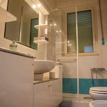 Nine Casavacanza Turi